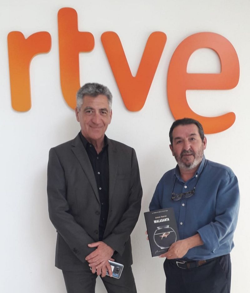 Antonio Tocornal, Malasanta - Biblioteca pública | Escuchar