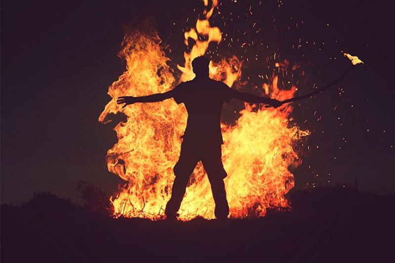 Las hogueras vuelven a las playas - 23/06/22 - Escuchar ahora