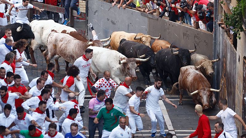Sanfermines 2022 - Primer encierro de los Sanfermines 2022 - Escuchar ahora