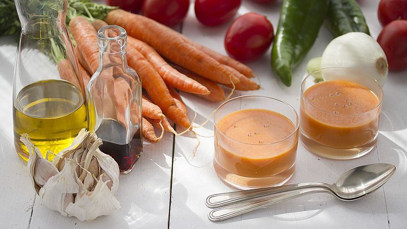 Comer y cantar - Gazpacho de zanahoria - 29/07/22 - Escuchar ahora