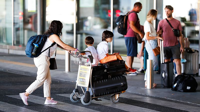 Las mañanas de RNE con Íñigo Alfonso - Vacaciones de las mujeres: ¿descanso o más cuidados? - Escuchar ahora
