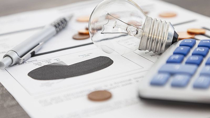 24 horas - "Es pronto para hacer una valoración del decreto de ahorro energético"