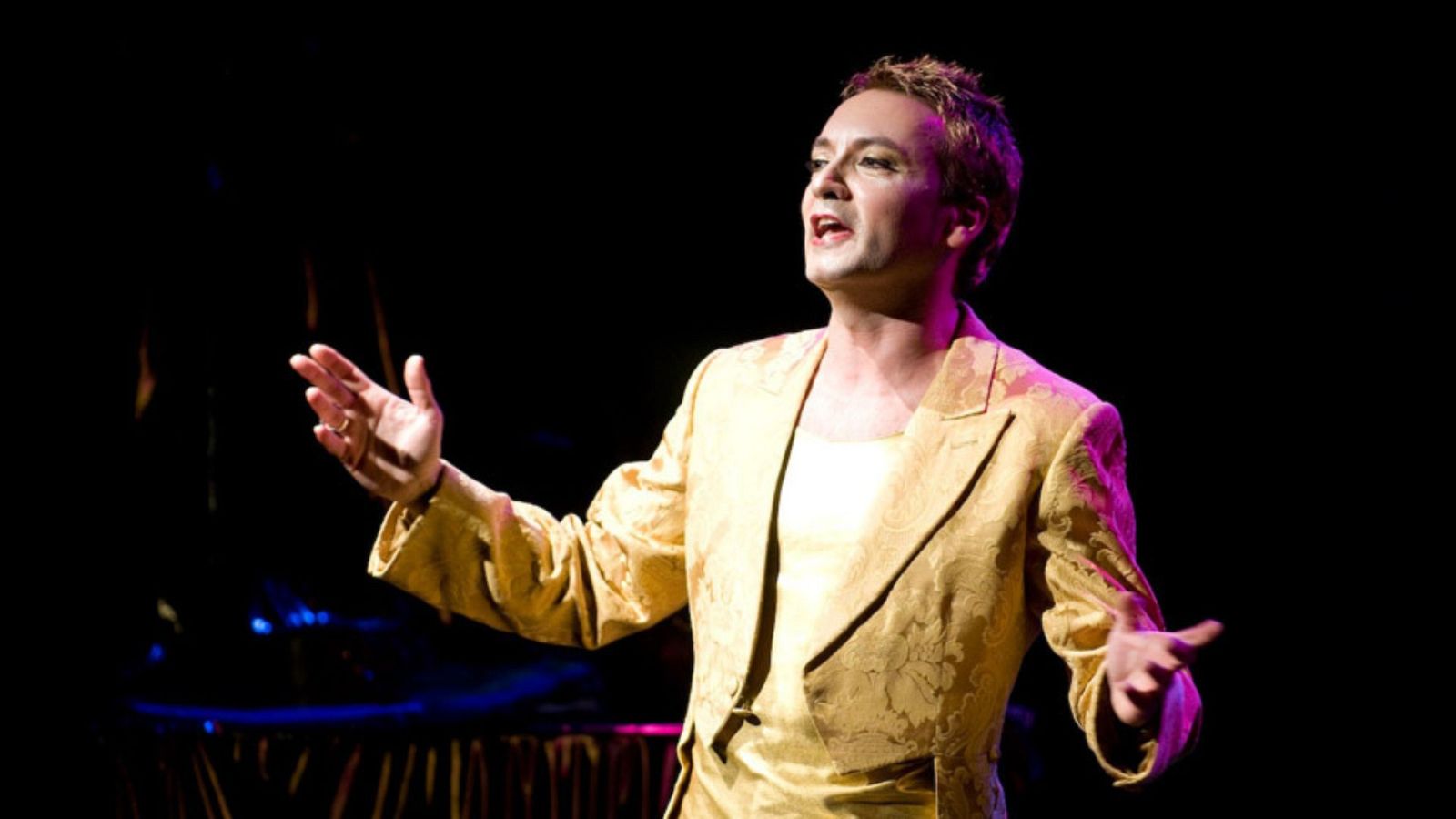 Tarde lo que tarde - Enrique Viana nos presenta '!Sereno!... Ábreme la zarzuela' - Escuchar ahora