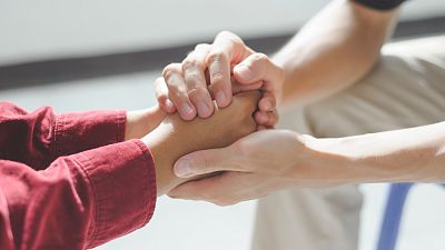 Las Maanas de RNE - En Espaa se suicidan al da una media de 11 personas - Escuchar ahora