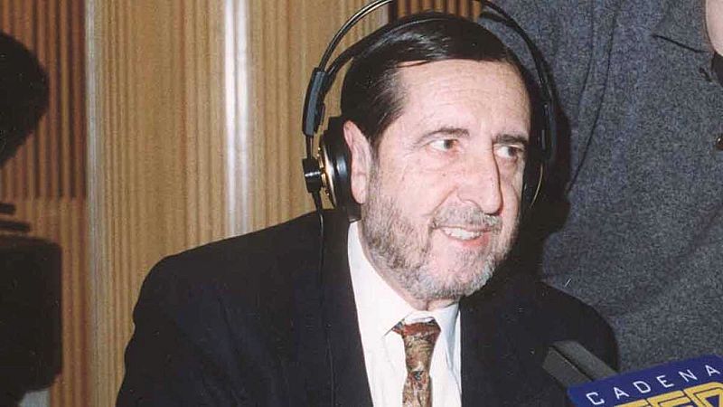 Ondas de ayer - Elena Francis. Franquismo y subordinación de la mujer - 05/09/22