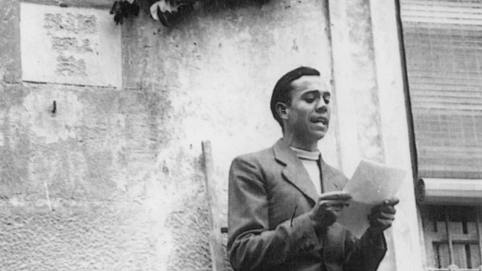 El gallo que no cesa - Tierra sin límites: Alicante y la vida de Miguel Hernández - Escuchar ahora