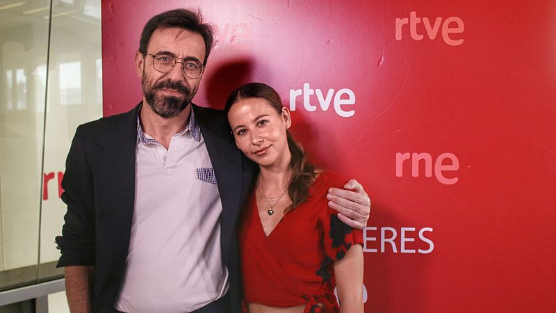 El ojo crítico - El combate teatral de Irene Escolar e Israel Elejalde - Escuchar ahora