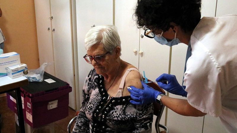 Comença la vacunació de la quarta dosi