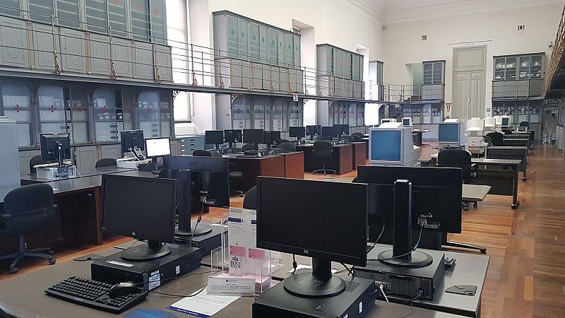 Biblioteca Nacional: Más que libros - Hemeroteca: Sala Larra