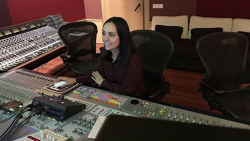 Con ellas Mujeres - Salomé Limón López: Una ingeniera musical, 5 grammys latinos - 02/10/22 - Escuchar ahora