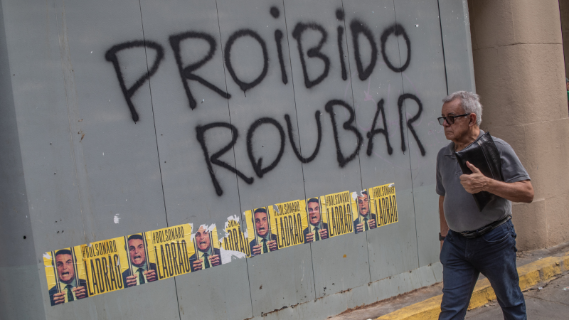 Reportajes 5 Continentes - La sombra de la corrupción en las elecciones de Brasil