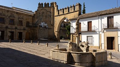 N�madas - Baeza: Renacimiento en un mar de olivos - 01/10/22 - Escuchar ahora