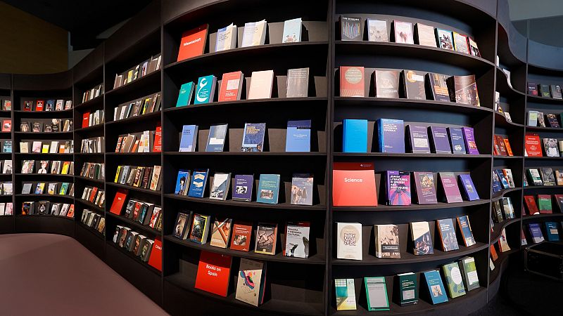 Las Mañanas de RNE con Íñigo Alfonso - España, invitado de honor en la Feria del Libro de Frankfurt: "Queremos mostrar toda la diversidad de lenguas que tenemos" - Escuchar ahora