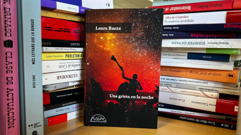 El ojo crítico - La oscuridad de Laura Baeza y S. Sandberg - Escuchar ahora