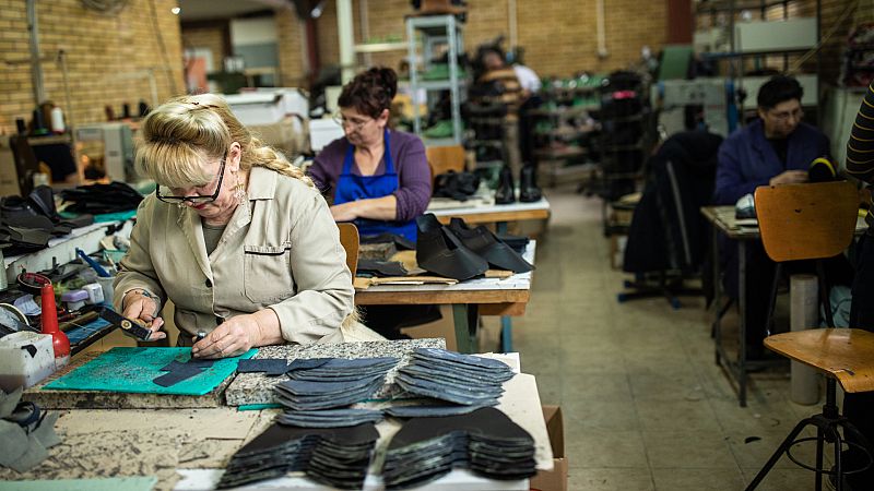 Diez minutos bien empleados - Aparadoras del calzado en pie de guerra - 31/10/22 - Escuchar ahora