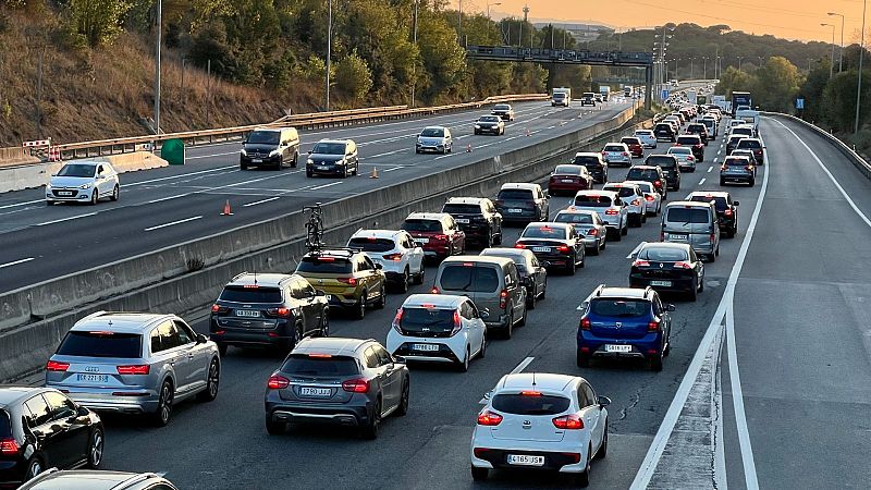 Trànsit i el ministeri de Transports limitarà a 100 km/h la velocitat màxima a dos trams de l'AP-7