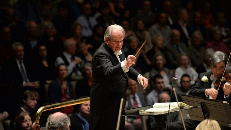 Retrato de artista - Wolfgang Amadeus Mozart (IV) - 17/11/22