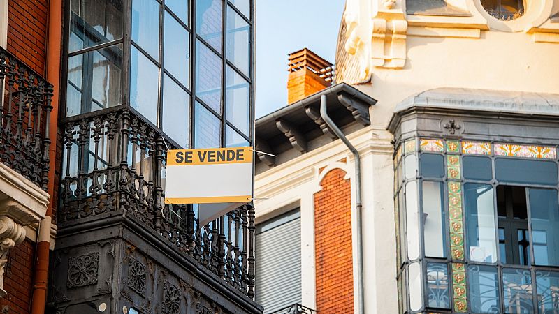 Las Mañanas de RNE - Santos González, presidente de la Asociación Hipotecaria Española: "El acuerdo con la banca no tenía que haberse presentado como un decreto ley" - Escuchar ahora