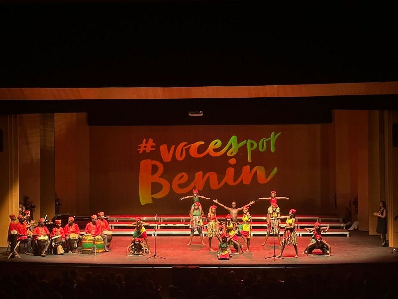 sin fronteras 21-12-22- Escuchar ahora