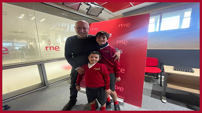 No es un día cualquiera - Hoy nos visita Juan Luis Iborra y Los chicos del Coro