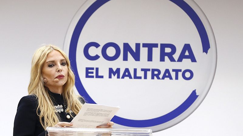 Las Mañanas de RNE - Ángeles Carmona: "Todos los asesinatos machistas son fallos del sistema" - Ecuchar ahora