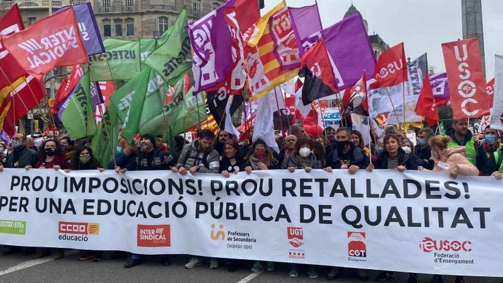 La Intersindical s'afegeix a la vaga d'estudiants del 25 i 26 de gener | Escoltar