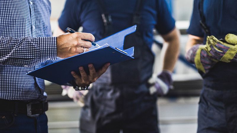 Más cerca - Se disparan los accidentes laborales en España - Escuchar ahora