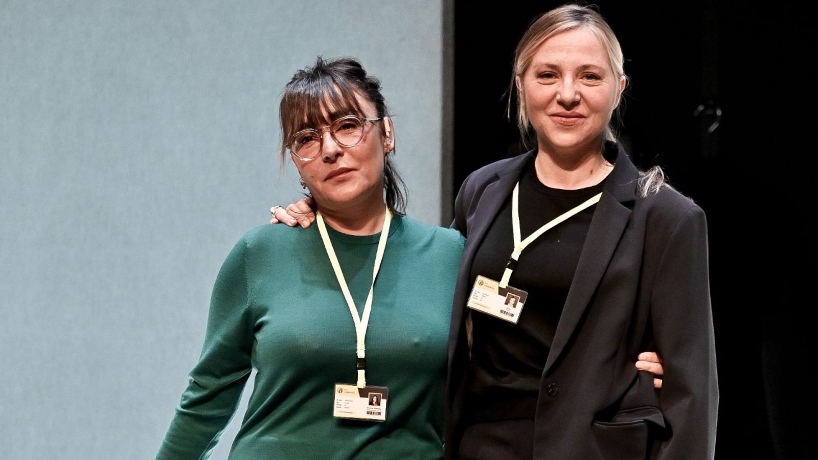 A media mañana - Las 'contracciones' de Candela Peña y Pilar Castro - Escuchar ahora