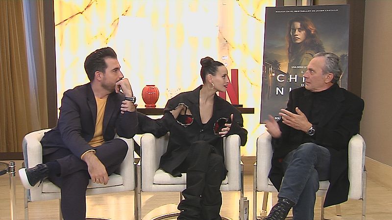 Entrevista con Milena Smit, José Coronado y Javier Castillo, que estrenan en Málaga 'La chica de nieve' - Andalucía Informativos | Escuchar