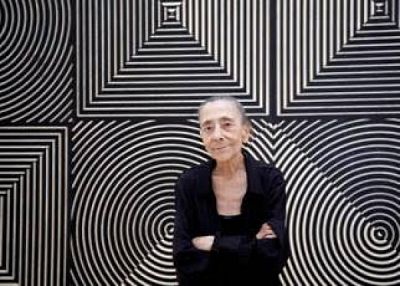 Exposici�n Elena Asins en Alicante 17/02/23 - escuchar ahora