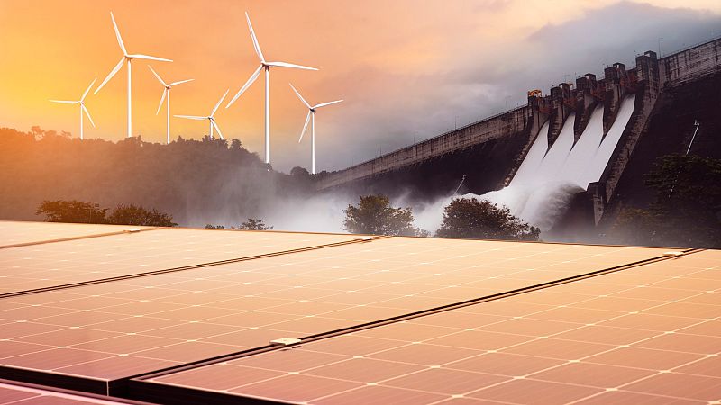 Más cerca - Objetivo: modelo energético 100% renovable - Escuchar ahora