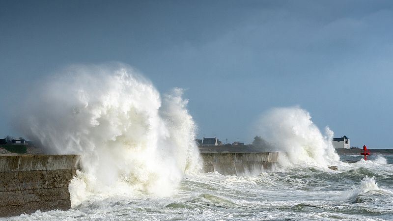 No es día cualquiera - Palabras Moribundas con Pilar García Mouton: Ábrego - Agrego - Escuchar ahora