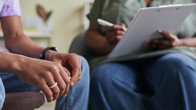 Las Mañanas de RNE - Se duplican las tentativas de suicidio en menores de 18 años - Escuchar ahora