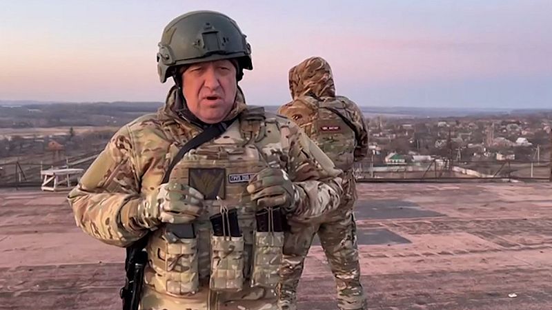 Cinco Continentes - Incertidumbre en torno al futuro de Bajmut - Escuchar ahora