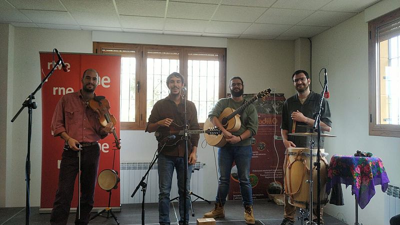 No es un día cualquiera - Actuación musical del grupo burgalés 'El Nido' - Escuchar ahora