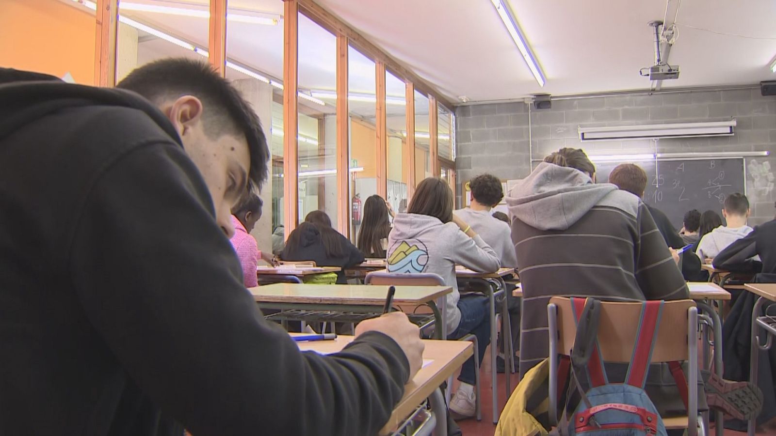 6 instituts catalans participen a la prova pilot de la nova selectivitat