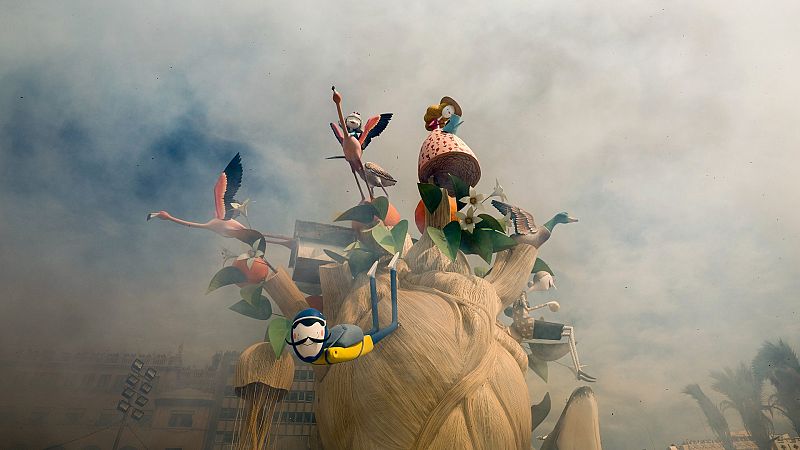 Las Mañanas de RNE - Las fallas esperan recuperar cifras anteriores a la pandemia