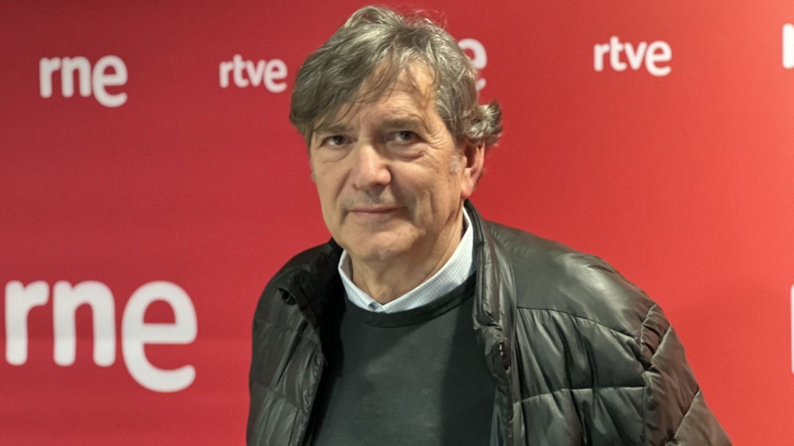 Las tardes de RNE - Gerardo Herrero nos presenta 'Bajo terapia' - escuchar ahora