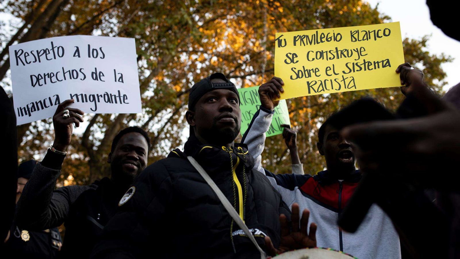 Les denúncies per racisme a Barcelona creixen fins al 39% del total