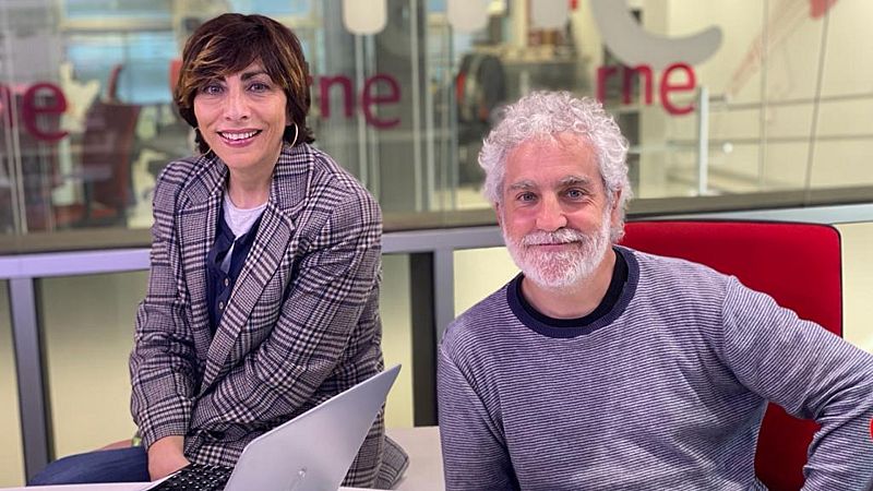 Por tres razones - Las dos custodias compartidas de Adrián en Madrid y Menorca - Escuchar ahora