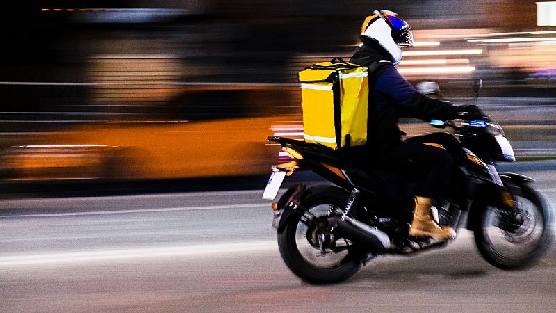 Por tres razones - Música por encargo (y a veces para pelotear) - Escuchar ahora