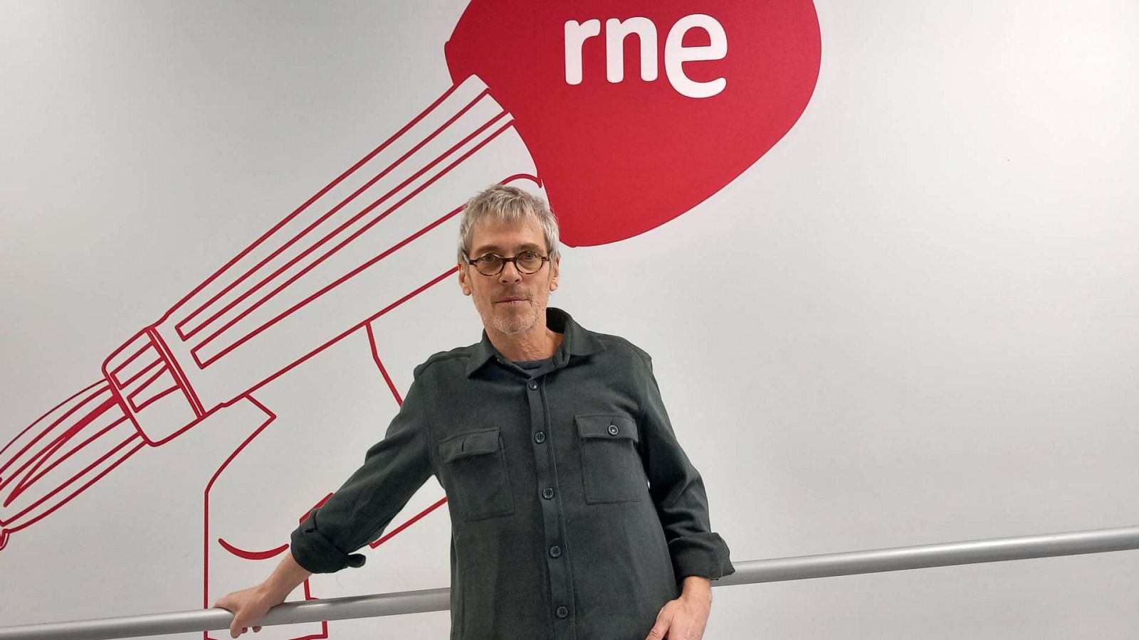 Las tardes de RNE - Ariel Rot: "Cuando tocábamos música, se nos olvidaban las tensiones" - Escuchar ahora