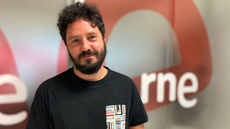 Entrevista con El Kanka, que se reencuentra con el público de Málaga con cuatro llenos en el Teatro Cervantes - Andalucía Informativos | Escuchar