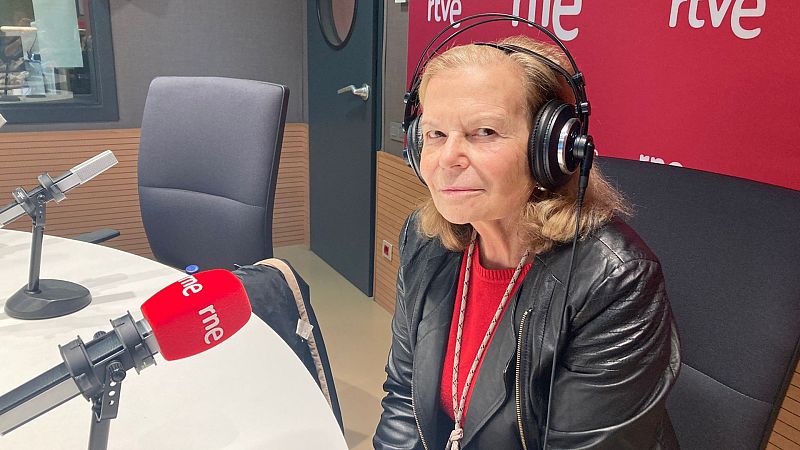 No es un día cualquiera - Carmen Riera, incansable, nos trae 'La paz de los sueños felices' - Escuchar ahora