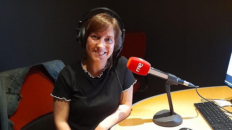 El ojo crítico - Azahara Alonso, el 'Gozo' de perder el tiempo sin hacer nada - Escuchar ahora