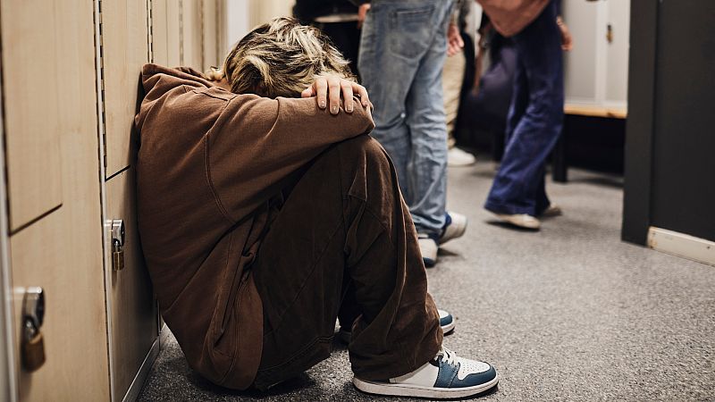 Las mañanas de RNE - Carmen Cabestany: "Existe la ley del silencio en las escuelas"