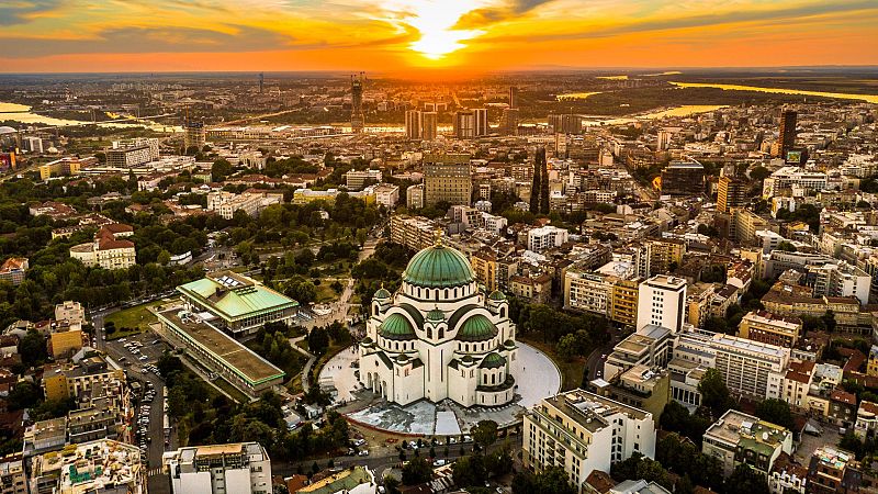 Nómadas - Belgrado, la exaltación de los grises - 06/05/23