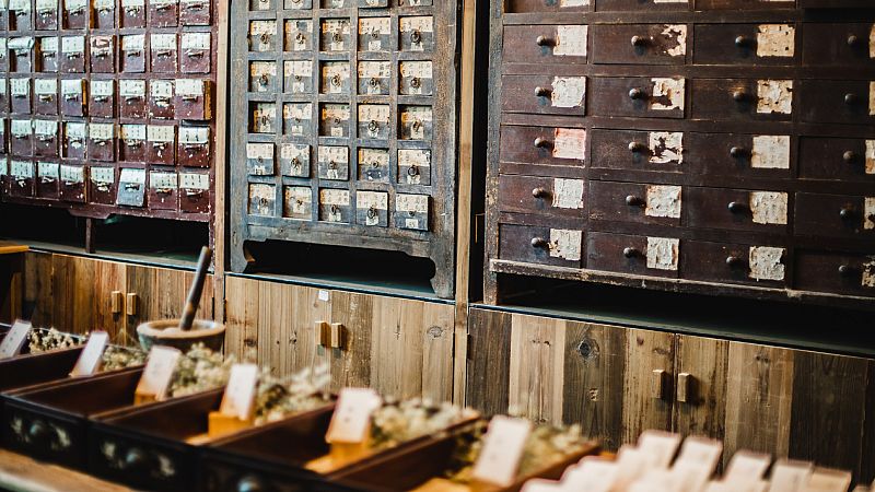 El gallo que no cesa - Los humanos se drogaban hace 3.000 años, según un estudio