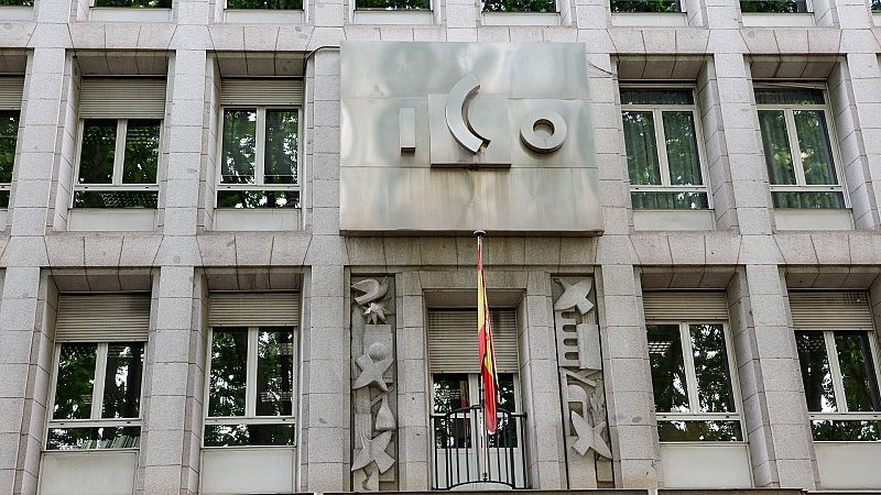 Las Mañanas de RNE - Santos González, presidente de la Asociación Hipotecaria Española: "El problema de la vivienda no se va a solucionar con anuncios de corta y pega" - Escuchar ahora