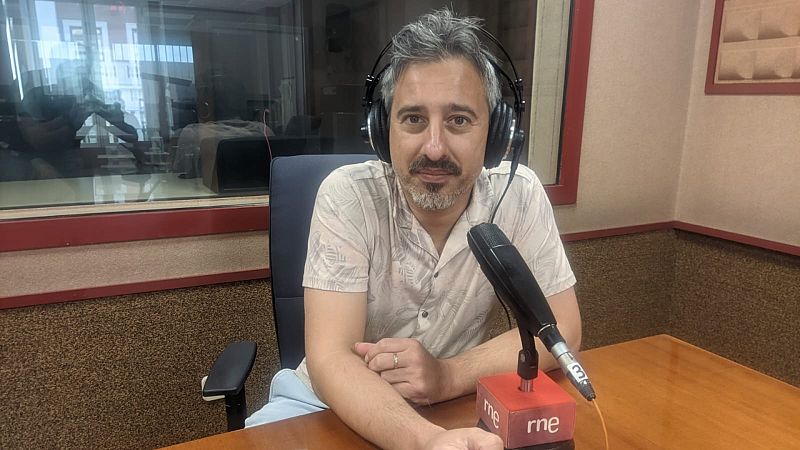 No es un día cualquiera - Jonathan Pocoví y 'El vals de los desobedientes' - Escuchar ahora